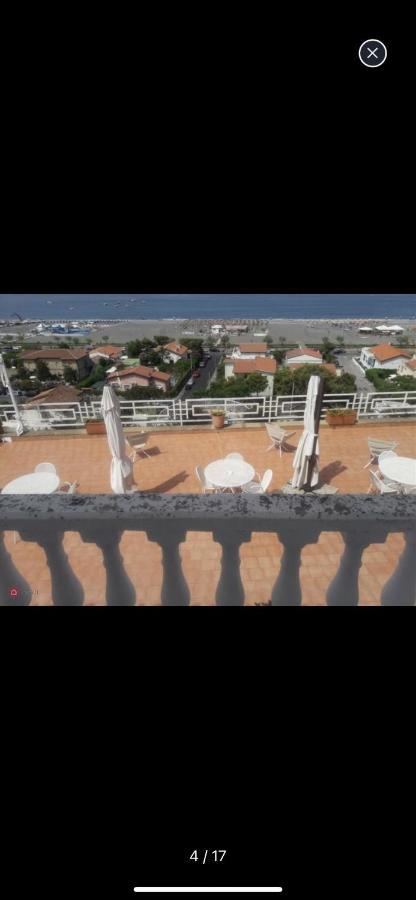 Appartamento Nel Fabbricato Denominato Il Castello Praia a Mare Bagian luar foto