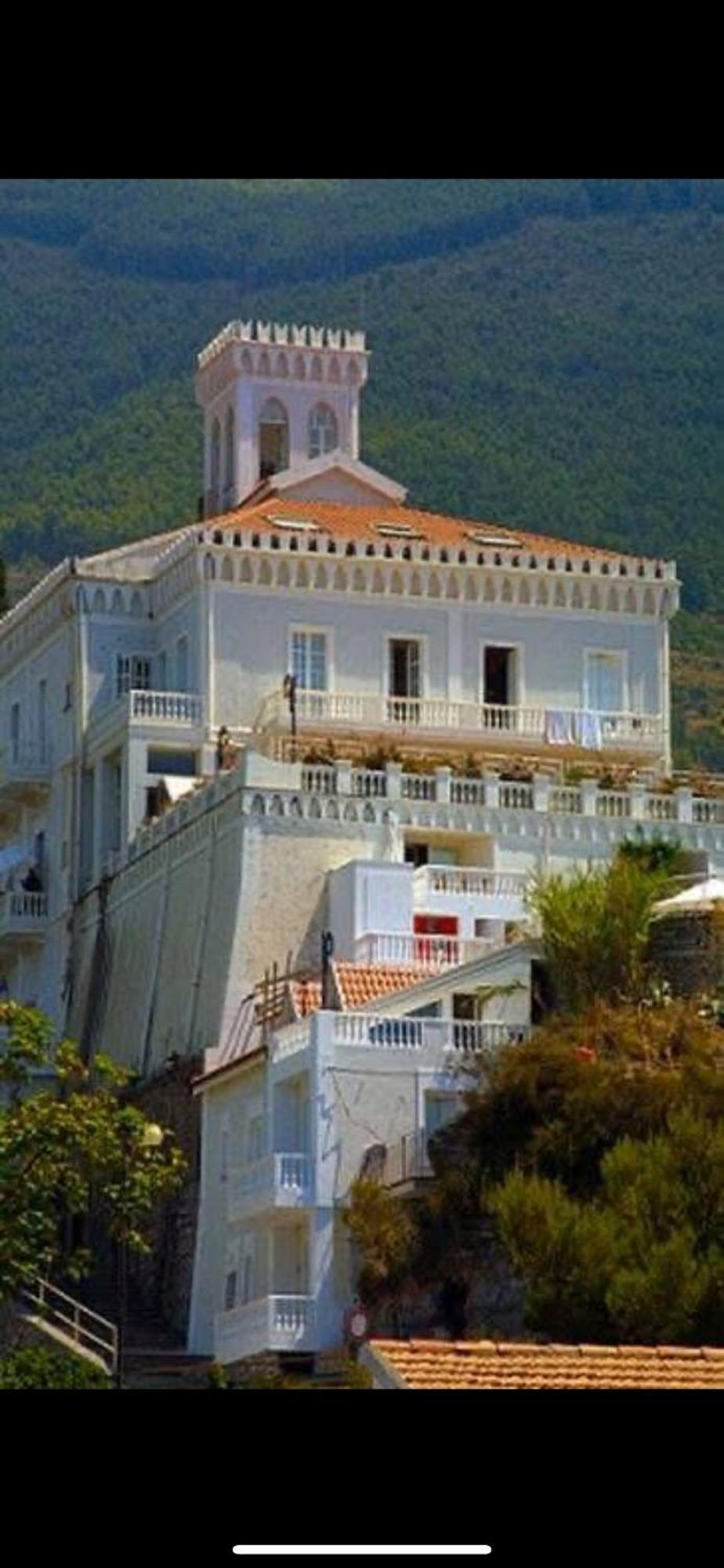 Appartamento Nel Fabbricato Denominato Il Castello Praia a Mare Bagian luar foto